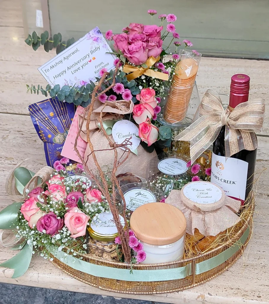 anniversary gift hamper for couples Celebrate Love with a Beautiful Anniversary Hamper
